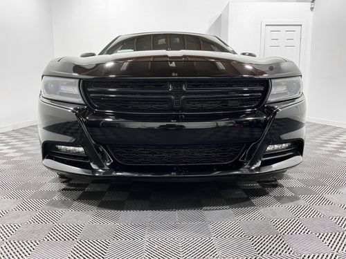 2017 Dodge Charger SXT Lower Image 1