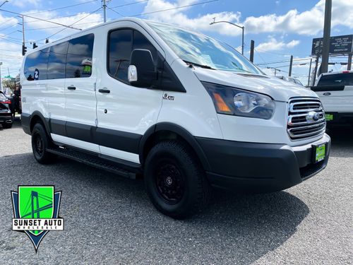 9192 - 2018 Ford Transit 150 XLT Passenger