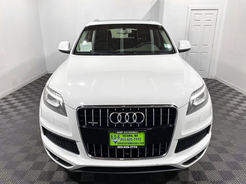 2015 Audi Q7 3.0T quattro S line Prestige Lower Image 2