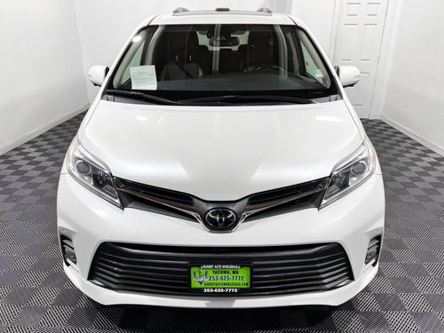 2018 Toyota Sienna Limited Premium 7-Passenger Passenger Lower Image 2