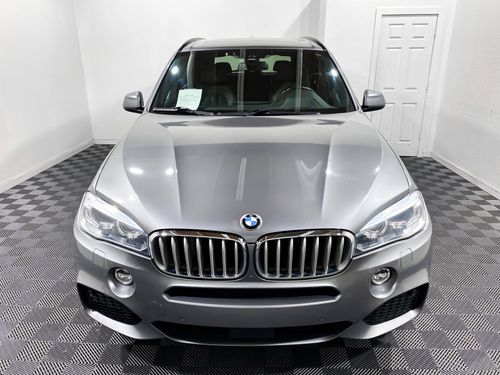 2016 BMW X5 xDrive50i Lower Image 2