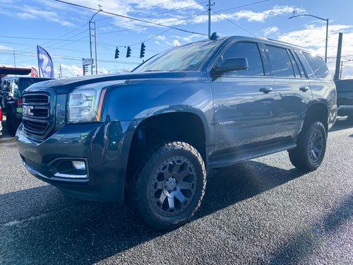 2019 GMC Yukon SLT Lower Image 3