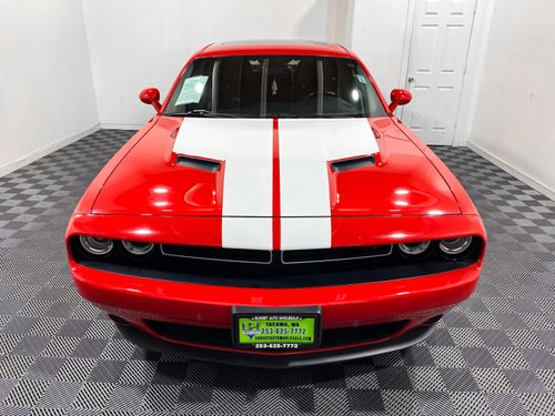 2015 Dodge Challenger R/T Plus Lower Image 2