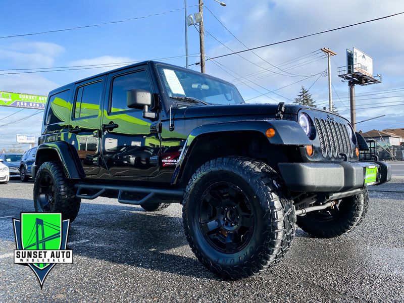 2012 Jeep Wrangler Unlimited Sahara Upper Image 1
