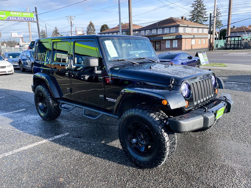 2012 Jeep Wrangler Unlimited Arctic photo 2