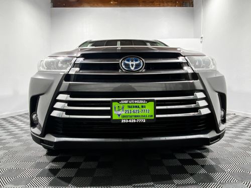2017 Toyota Highlander Hybrid Limited Lower Image 1