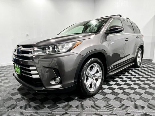 2017 Toyota Highlander Hybrid Limited Lower Image 3
