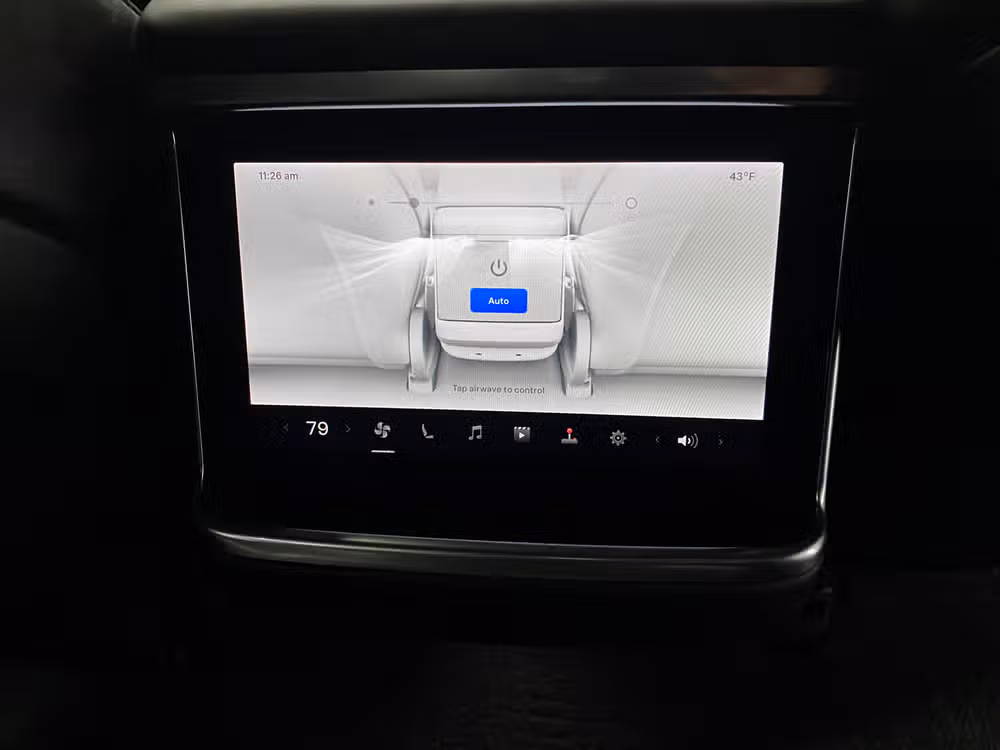 2021 Tesla Model S Plaid Image 28