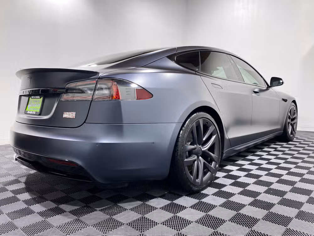 2021 Tesla Model S Plaid Image 12