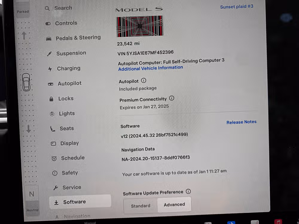 2021 Tesla Model S Plaid Image 33