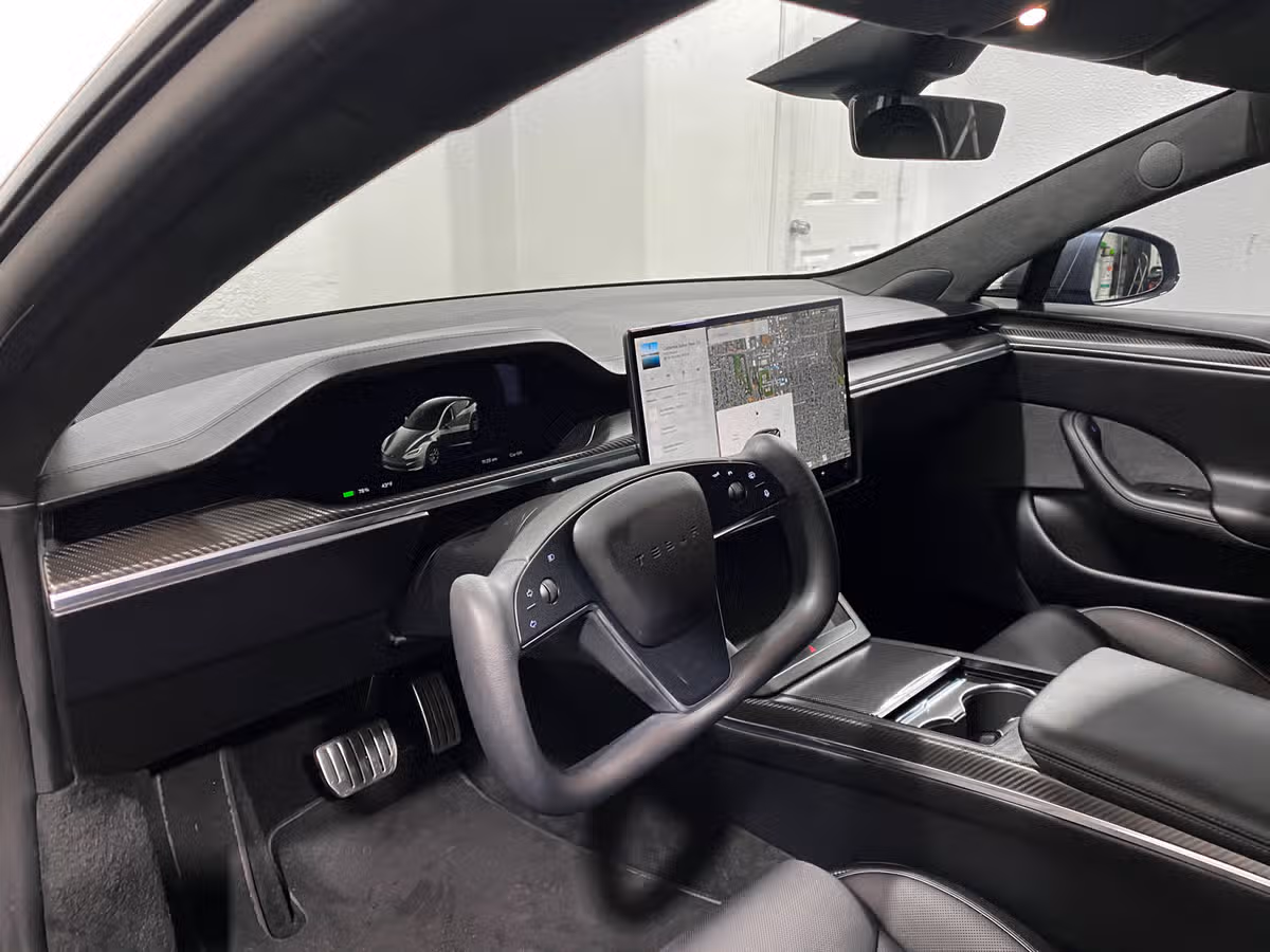 2021 Tesla Model S Plaid Image 19