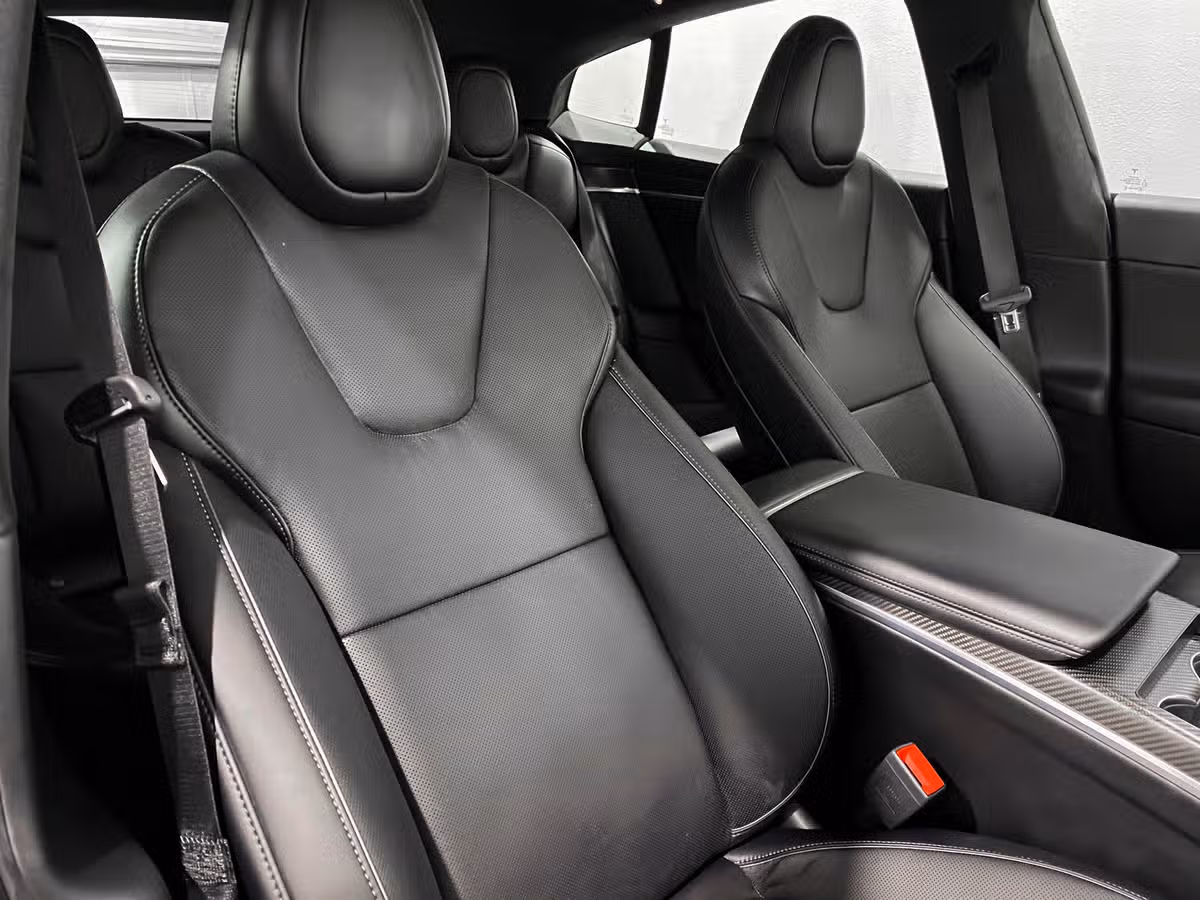 2021 Tesla Model S Plaid Image 29