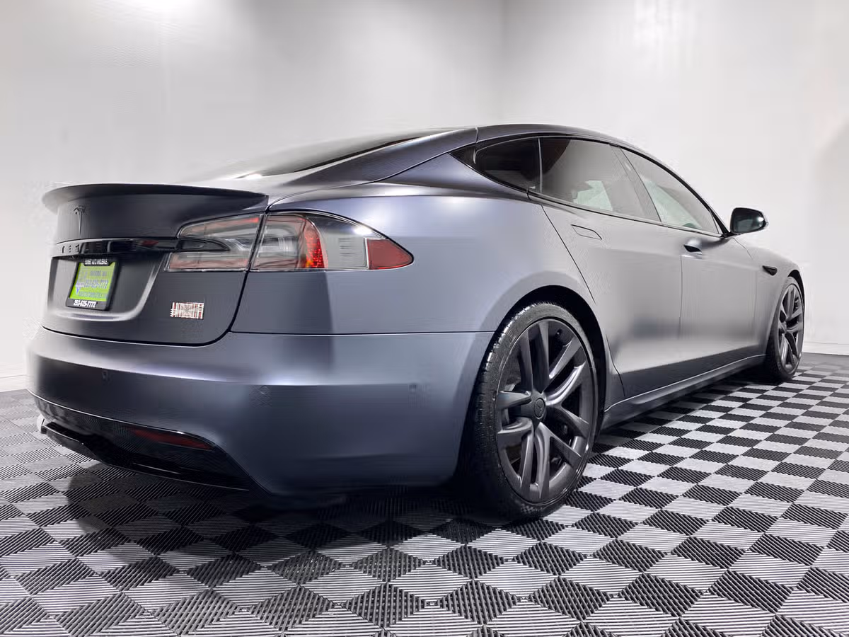2021 Tesla Model S Plaid Image 12