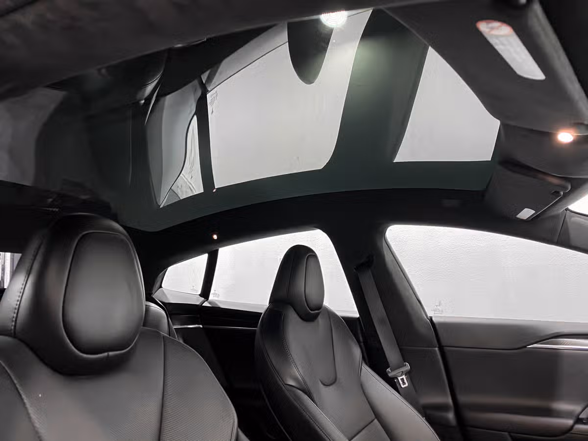 2021 Tesla Model S Plaid Image 36