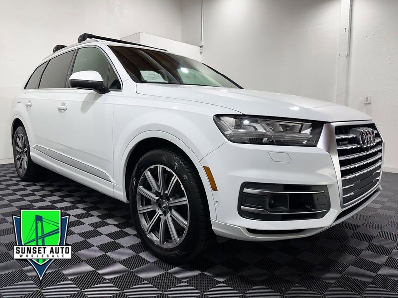 2019 Audi Q7 Premium Plus Upper Image 1
