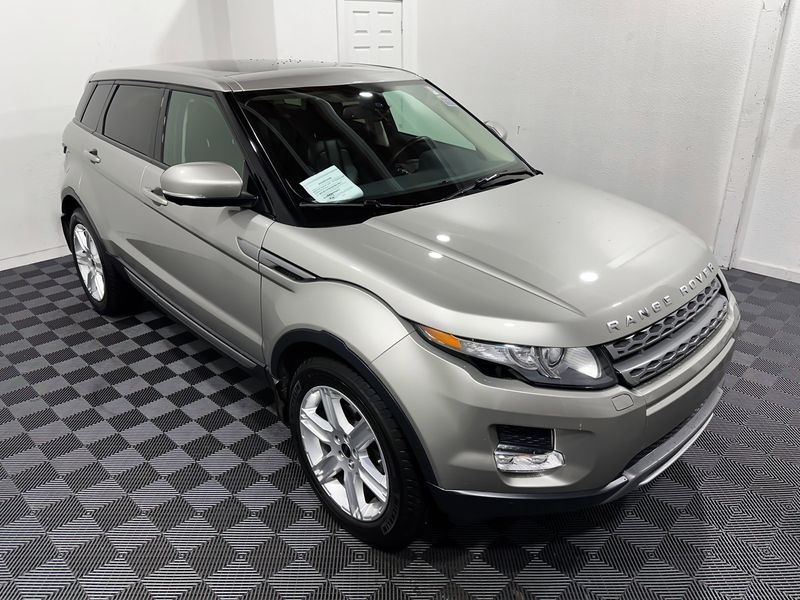 2012 Land Rover Range Rover Evoque Pure Premium Upper Image 2