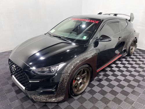 2020 Hyundai VELOSTER N Base Lower Image 3