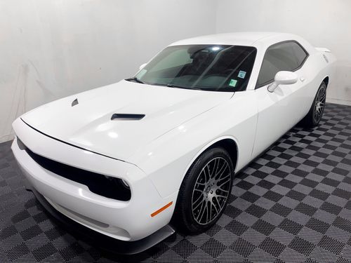 2018 Dodge Challenger SXT Lower Image 3