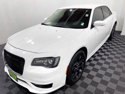 2022 Chrysler 300 Touring L Lower Image 3