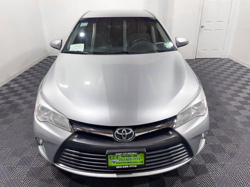 2015 Toyota Camry LE Lower Image 1