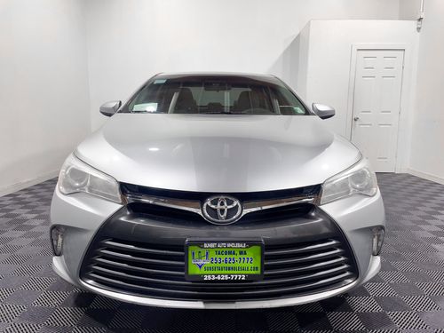 2015 Toyota Camry LE Lower Image 2