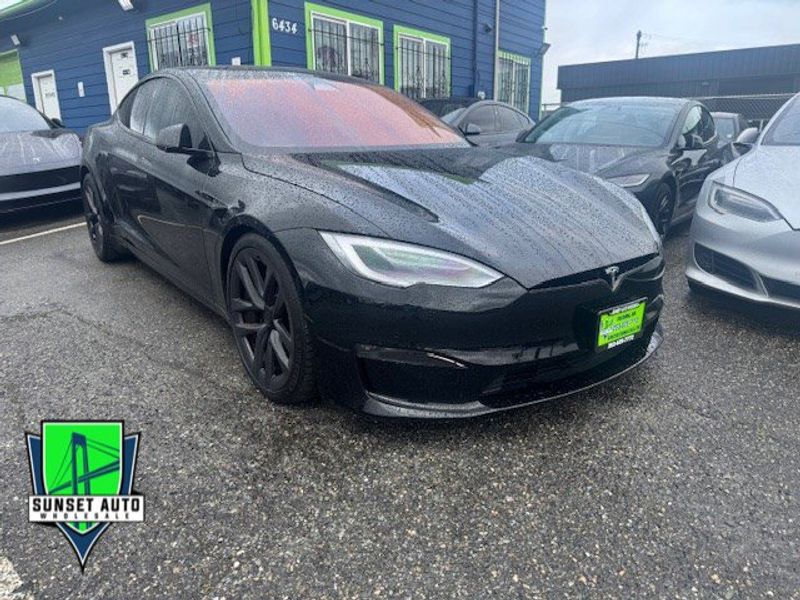 2022 Tesla Model S Plaid Upper Image 1