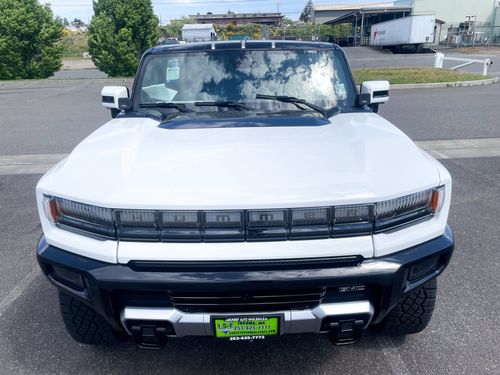 2022 GMC HUMMER EV Edition 1 Crew Cab Lower Image 1