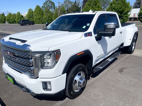 2020 GMC Sierra 3500HD Denali long bed dually Crew Cab Lower Image 3