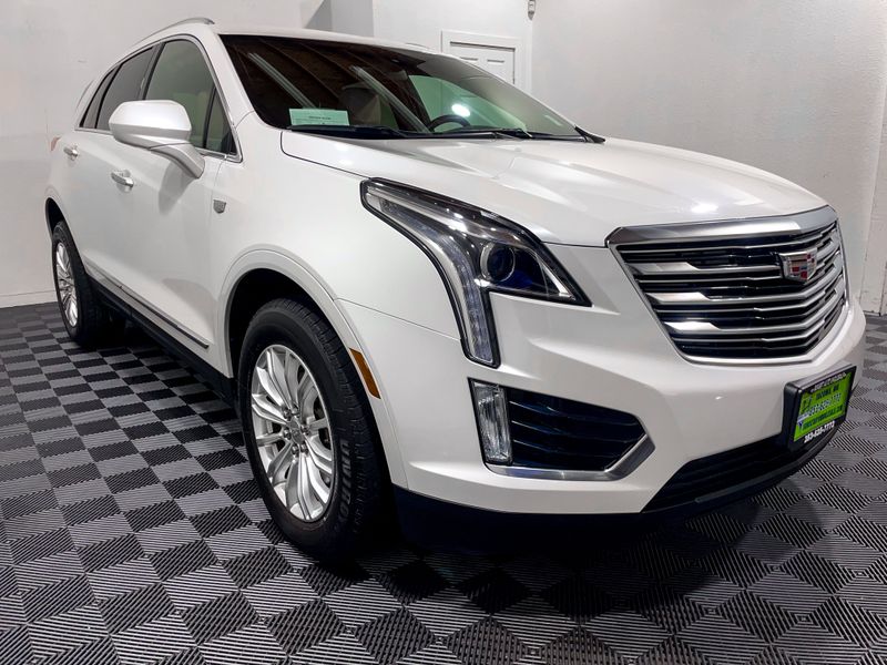 2017 Cadillac XT5 Base Upper Image 2