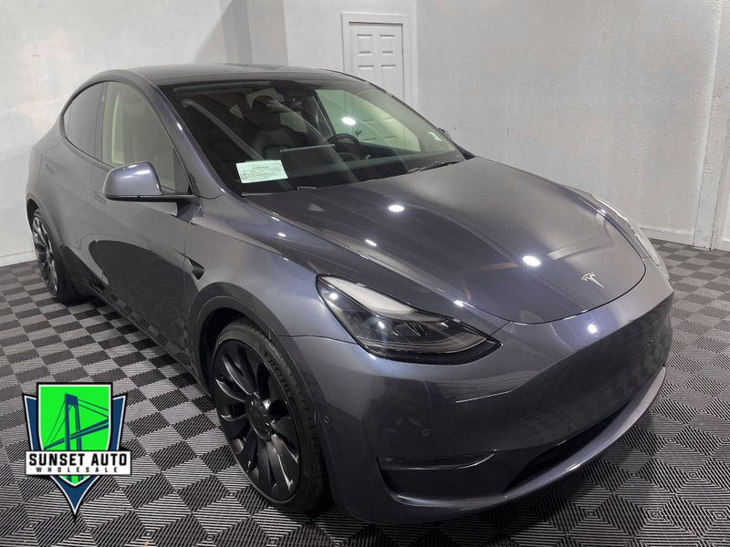 2022 Tesla Model Y Performance Upper Image 1