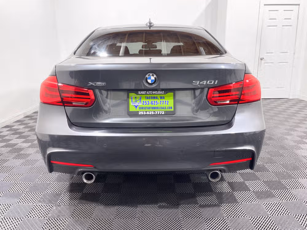 2018 BMW 3 Series 340i xDrive Image 11