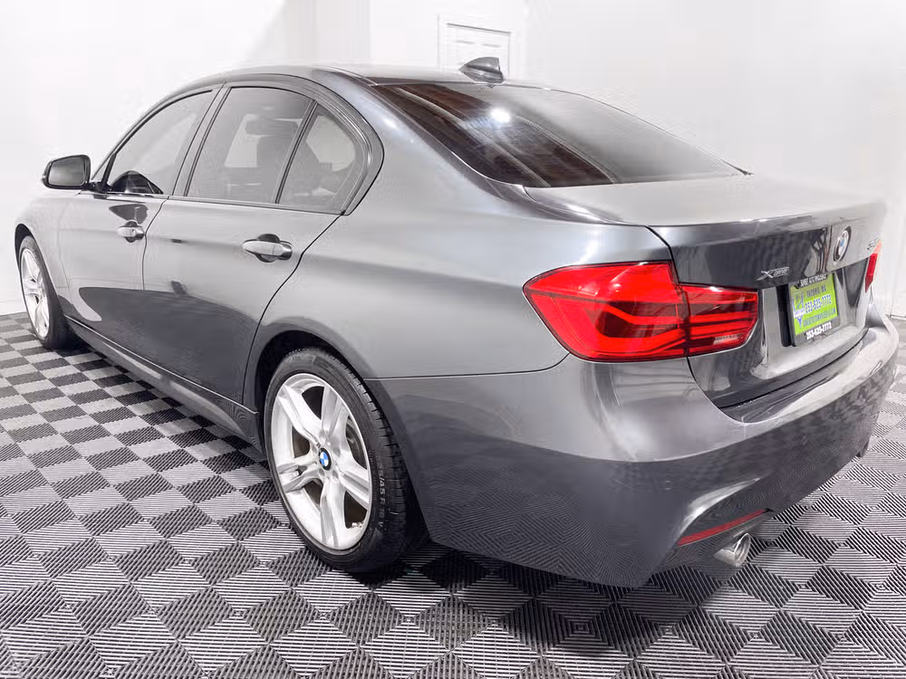 2018 BMW 3 Series 340i xDrive Image 9