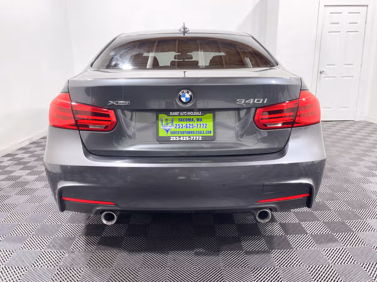 2018 BMW 3 Series 340i xDrive Image 11