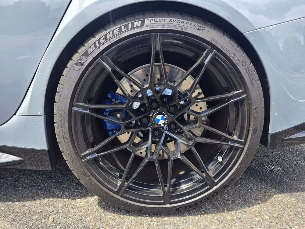 2021 BMW M3 Competition Image 16