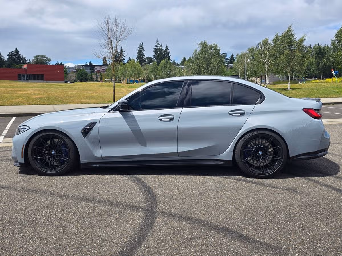2021 BMW M3 Competition Image 3