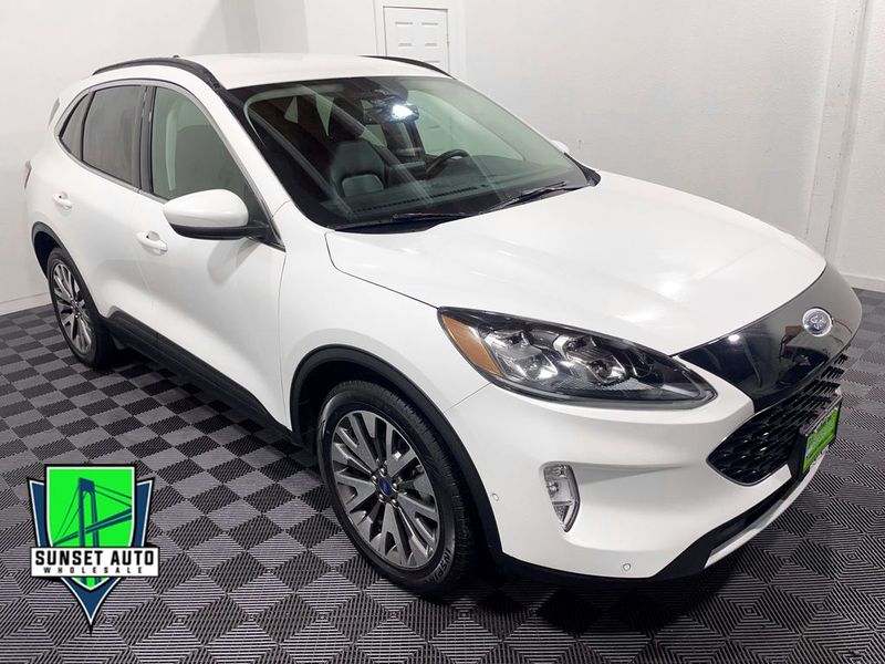 2021 Ford Escape Hybrid Titanium Upper Image 1