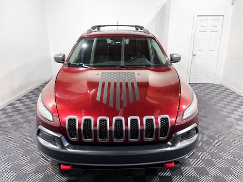 2018 Jeep Cherokee Trailhawk Lower Image 1