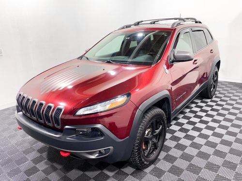 2018 Jeep Cherokee Trailhawk Lower Image 3