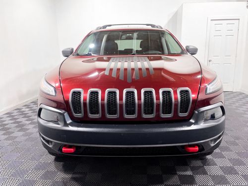 2018 Jeep Cherokee Trailhawk Lower Image 2