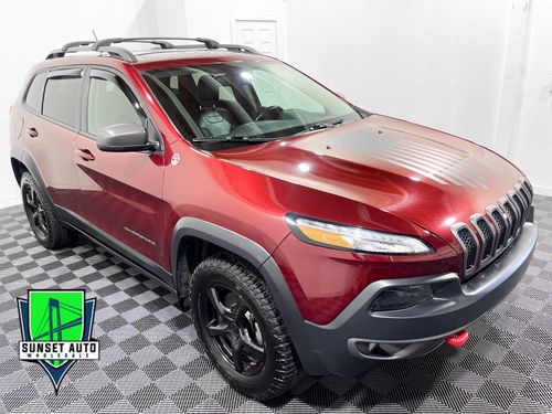 9556 - 2018 Jeep Cherokee Trailhawk