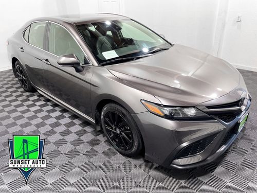 9557 - 2022 Toyota Camry SE
