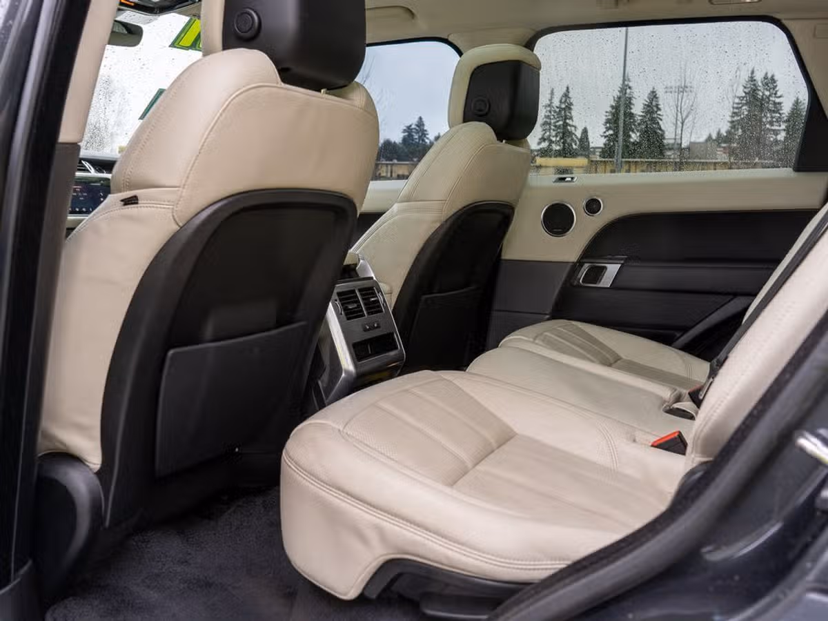 2021 Land Rover Range Rover Sport P525 HSE Dynamic Image 17