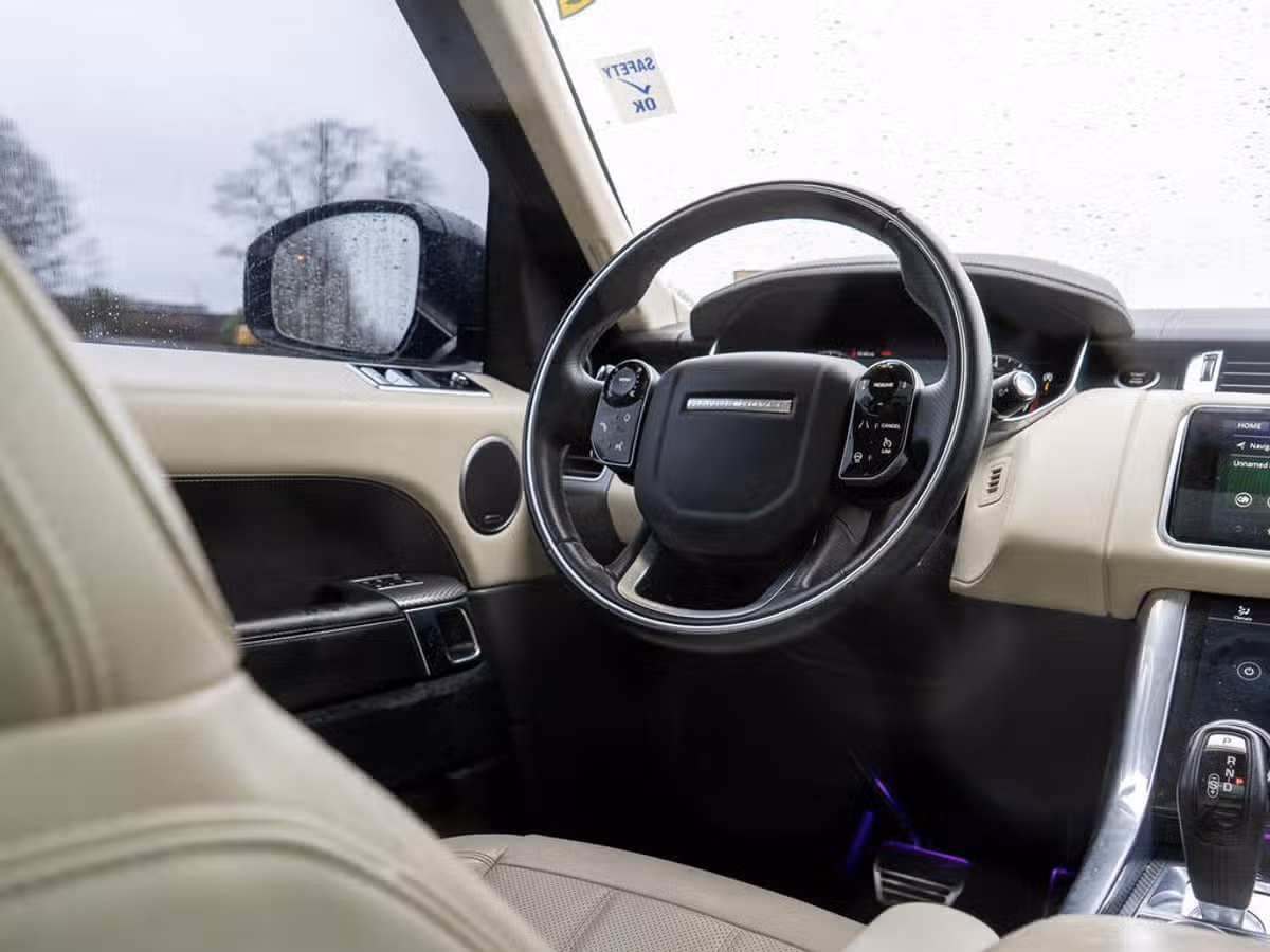 2021 Land Rover Range Rover Sport P525 HSE Dynamic Image 9