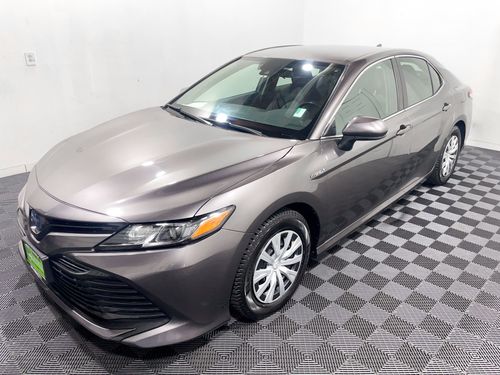 2020 Toyota Camry Hybrid LE Lower Image 3