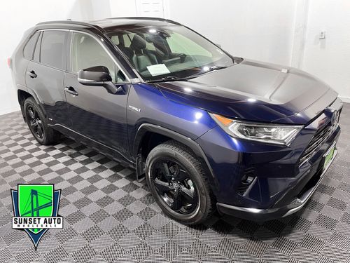 9588 - 2020 Toyota RAV4 Hybrid XSE