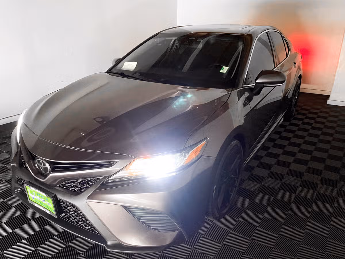 2019 Toyota Camry SE Image 31