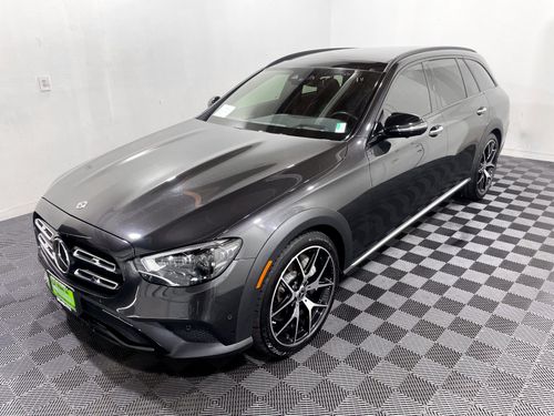 2022 Mercedes-Benz E-Class E 450 4MATIC All-Terrain Lower Image 3