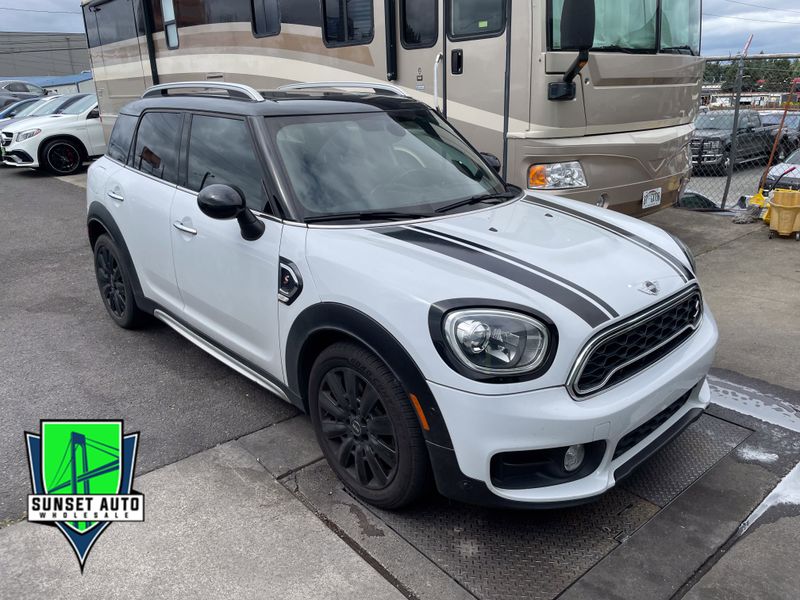 2017 MINI Countryman Cooper S Crossover Upper Image 1