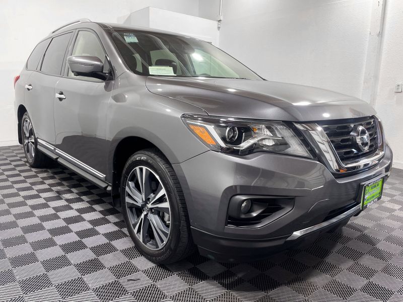 2019 Nissan Pathfinder Platinum Upper Image 2