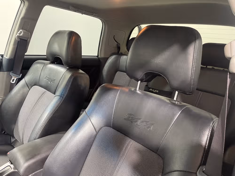 2005 Subaru Baja Turbo Crew Cab Image 27